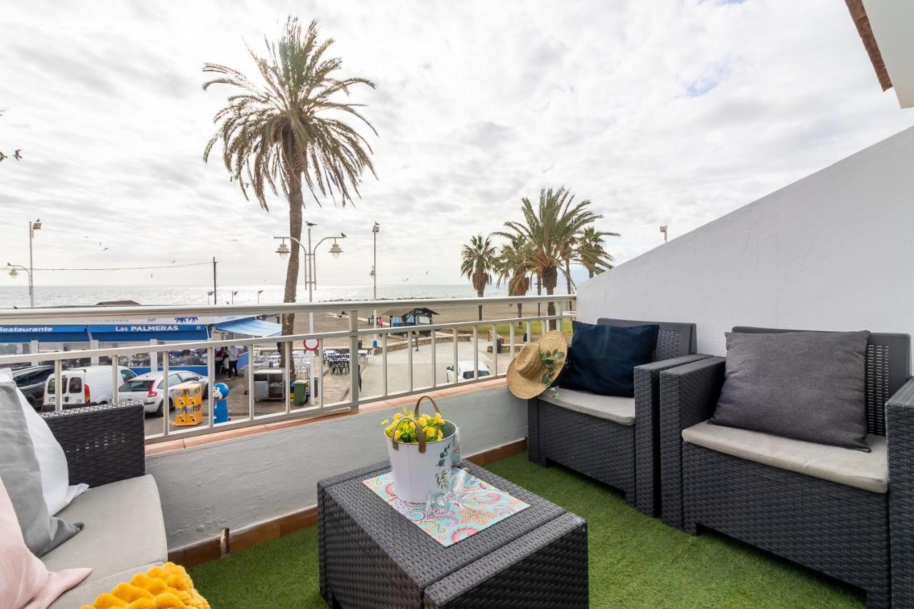 Sea & Wave Pedregalejo Beach Apartment Málaga Exterior foto